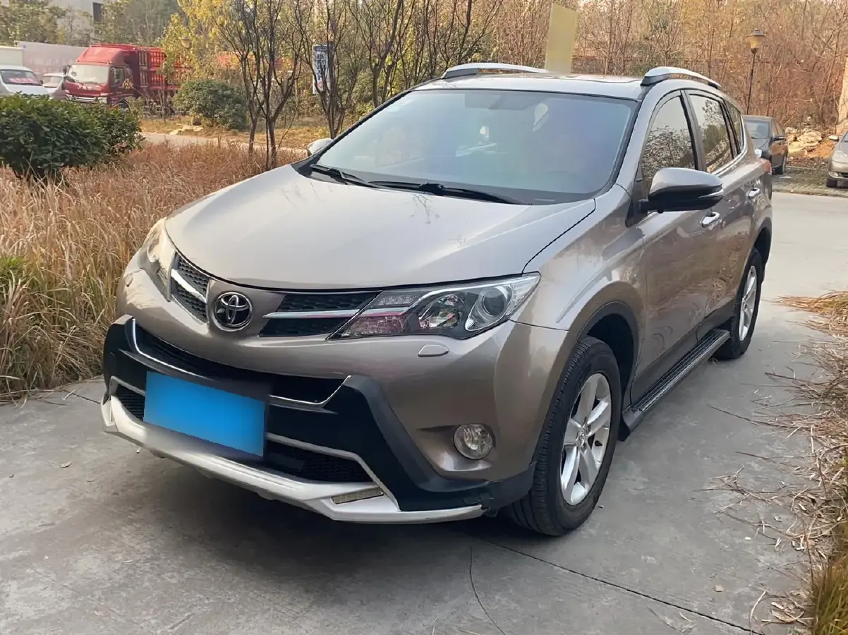 2013 Toyota RAV4 2.5L 180HP L4 6AT