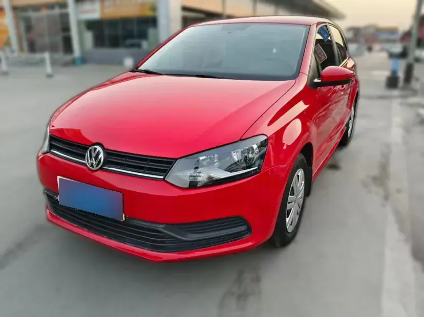 2016 Volkswagen Polo 1.4L 90HP L4 6AT