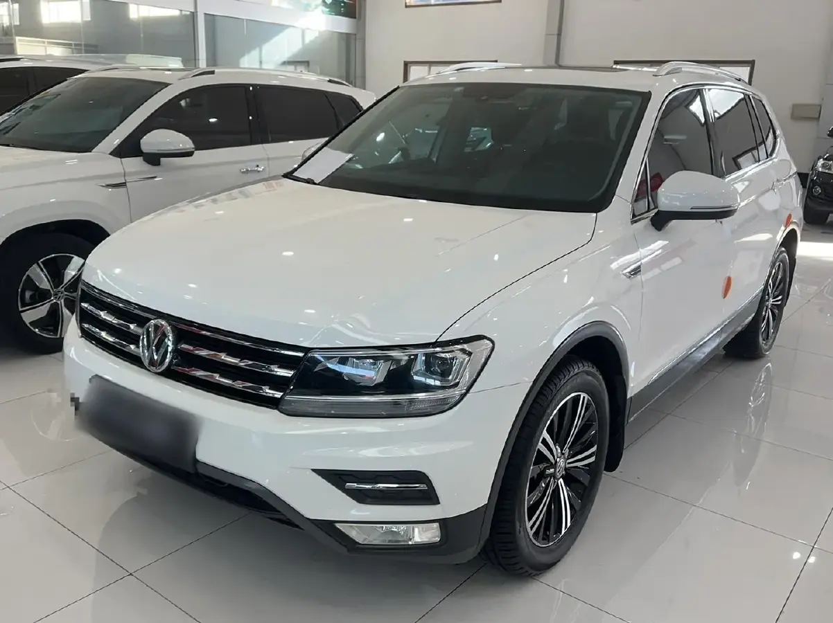 2020 Volkswagen Tiguan L 2.0T 186HP L4 7DCT