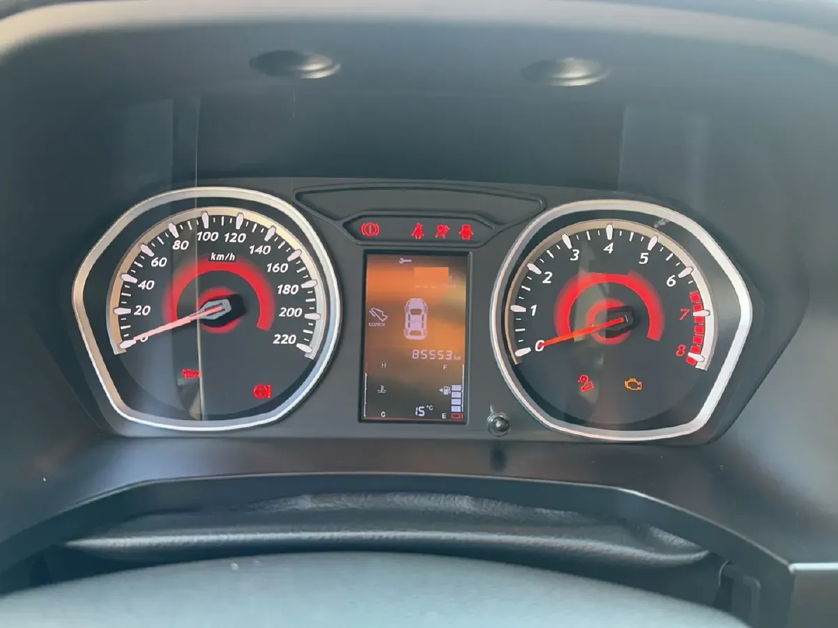 2016 Soueast DX3 1.5L 120HP L4 5MT,autocango,china used car exporter,china ev exporter,chinese used car exporter,chinese used ev exporter