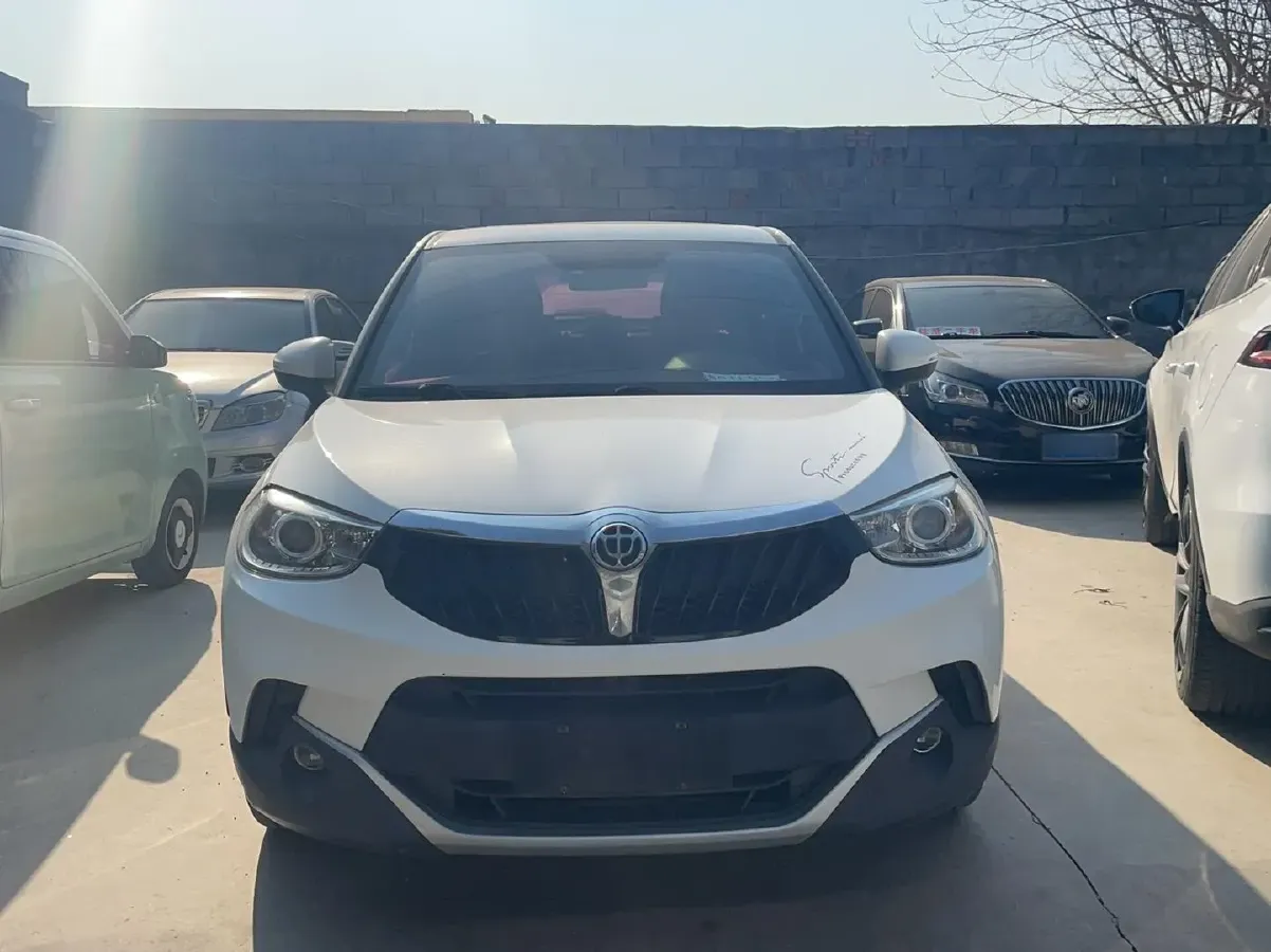 2015 Brilliance Auto V3 1.5L 112HP L4 5MT,autocango,china used car exporter,china ev exporter,chinese used car exporter,chinese used ev exporter