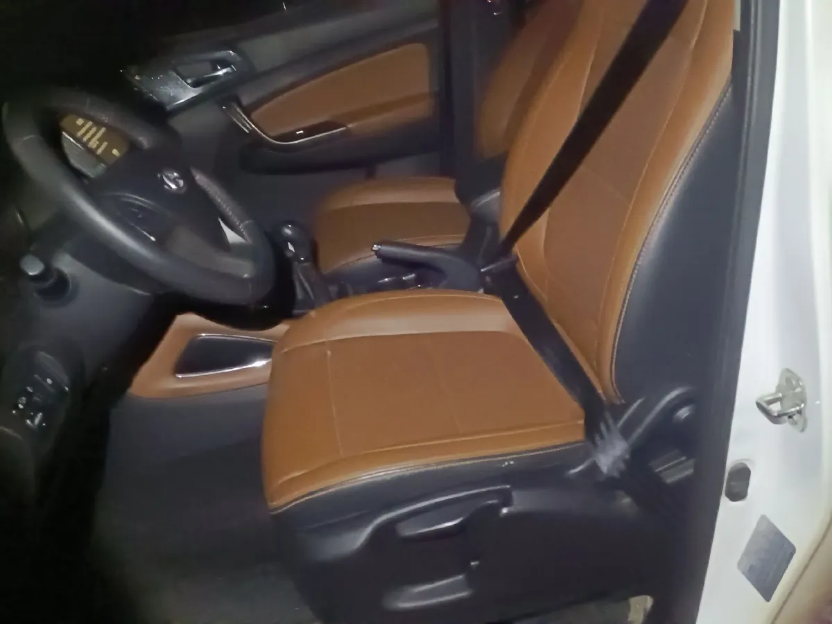 2017 ChangAn Oshan CX70 1.5T 150HP L4 6MT,autocango,china used car exporter,china ev exporter,chinese used car exporter,chinese used ev exporter