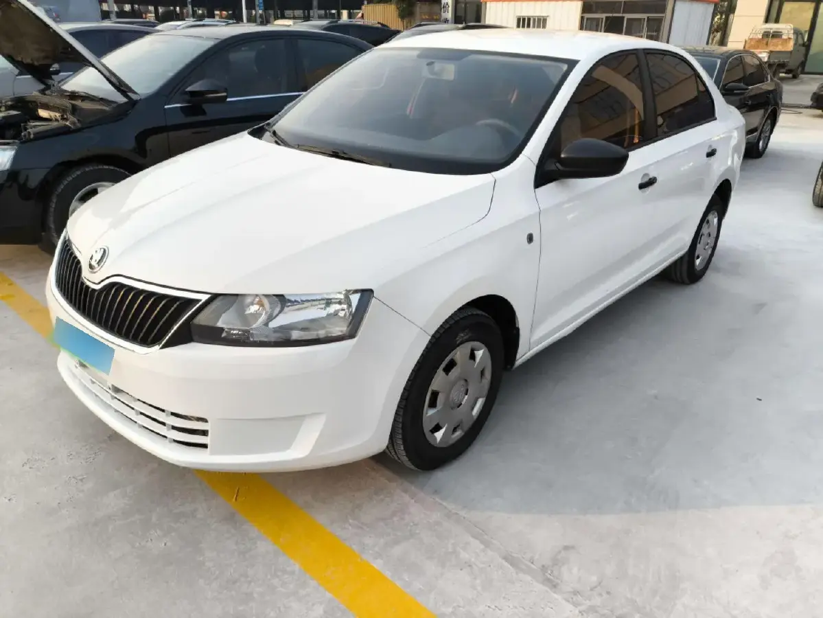 2016 Skoda Rapid 1.6L 110HP L4 6AT