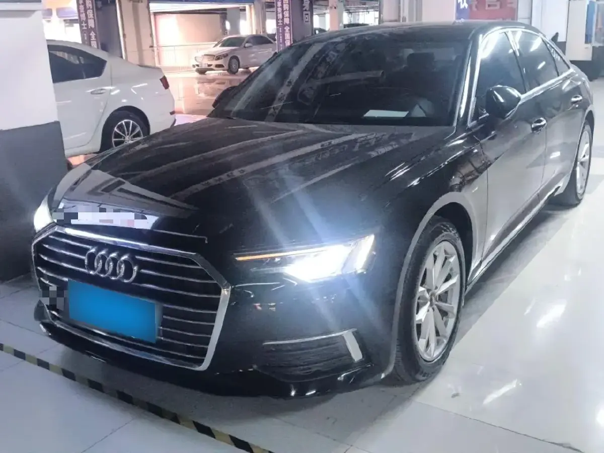 2021 Audi A6L 2.0T 190HP L4 7DCT