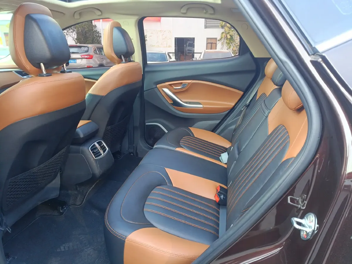 2017 Soueast DX7 1.5T 156HP L4 5AT,autocango,china used car exporter,china ev exporter,chinese used car exporter,chinese used ev exporter