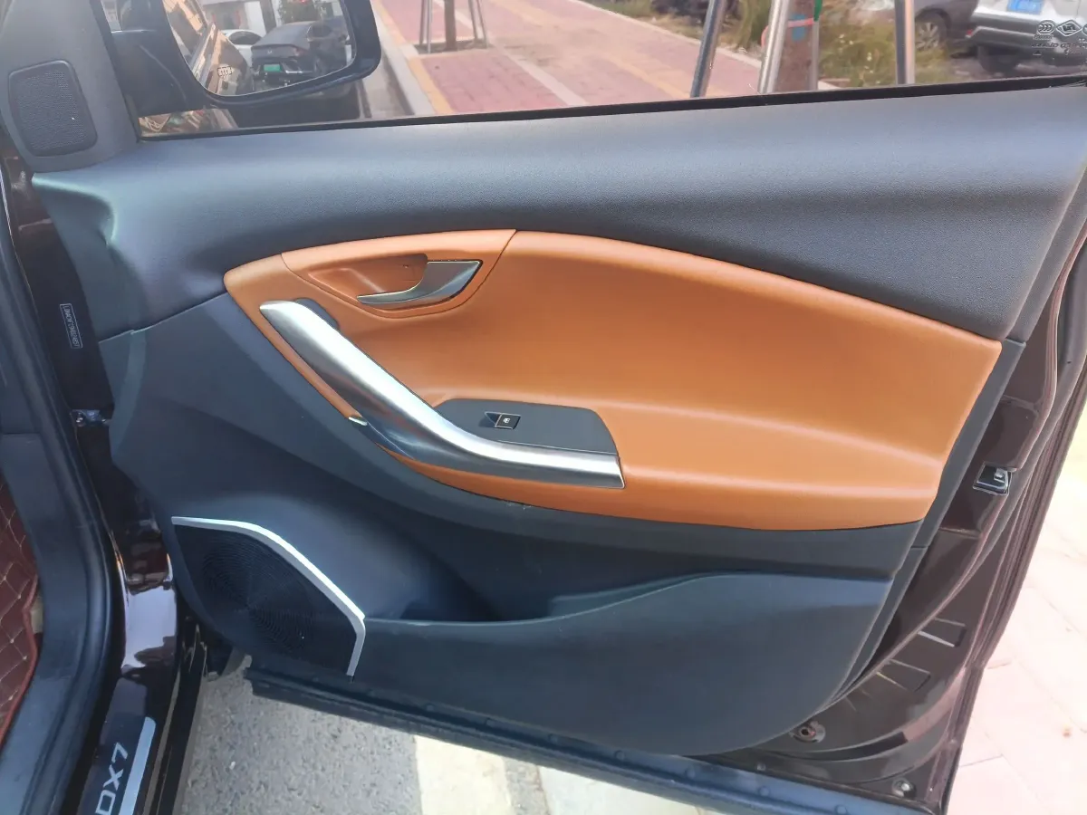 2017 Soueast DX7 1.5T 156HP L4 5AT,autocango,china used car exporter,china ev exporter,chinese used car exporter,chinese used ev exporter