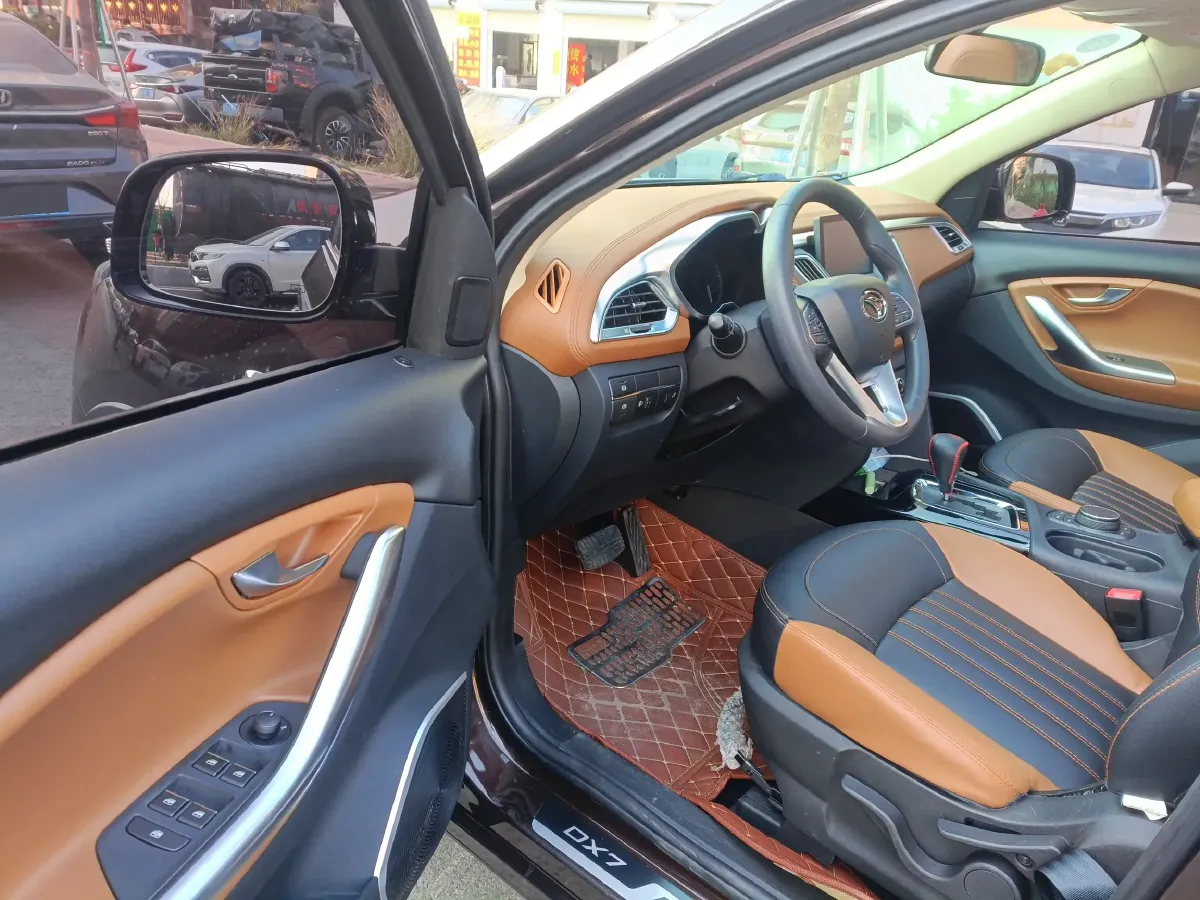 2017 Soueast DX7 1.5T 156HP L4 5AT,autocango,china used car exporter,china ev exporter,chinese used car exporter,chinese used ev exporter