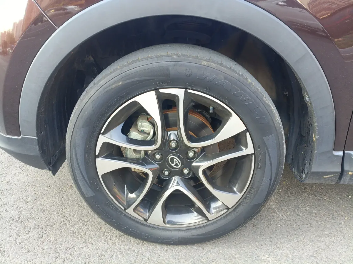 2017 Soueast DX7 1.5T 156HP L4 5AT,autocango,china used car exporter,china ev exporter,chinese used car exporter,chinese used ev exporter