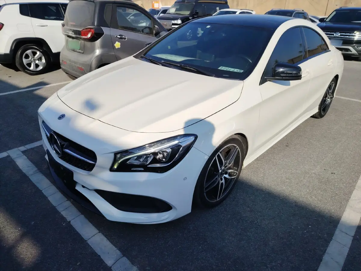2017 Mercedes-Benz CLA Class 2.0T 184HP L4 7DCT