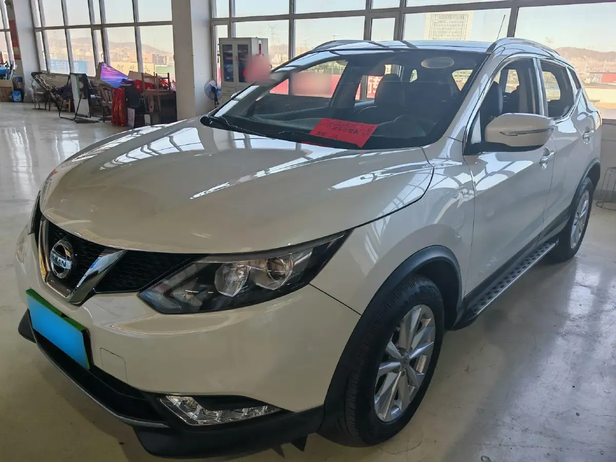 2016 Nissan Qashqai 2.0L 150HP L4 CVT