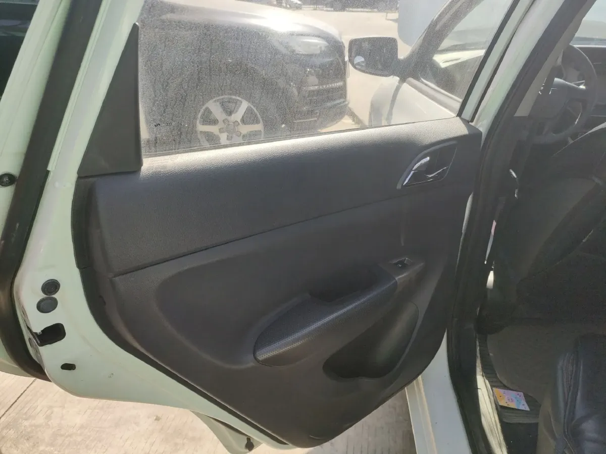 2017 HaiMa M3 1.5L 112HP L4 5MT,autocango,china used car exporter,china ev exporter,chinese used car exporter,chinese used ev exporter