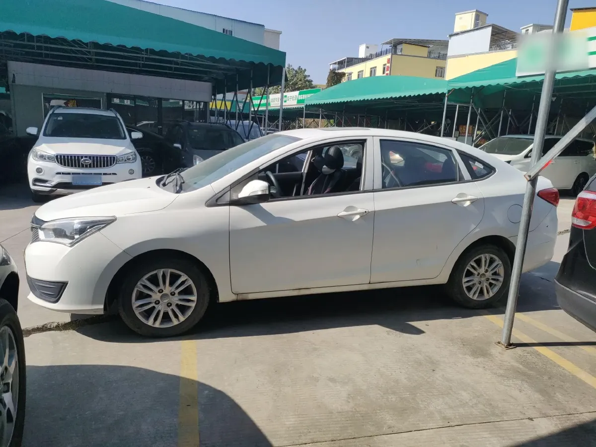 2017 HaiMa M3 1.5L 112HP L4 5MT,autocango,china used car exporter,china ev exporter,chinese used car exporter,chinese used ev exporter