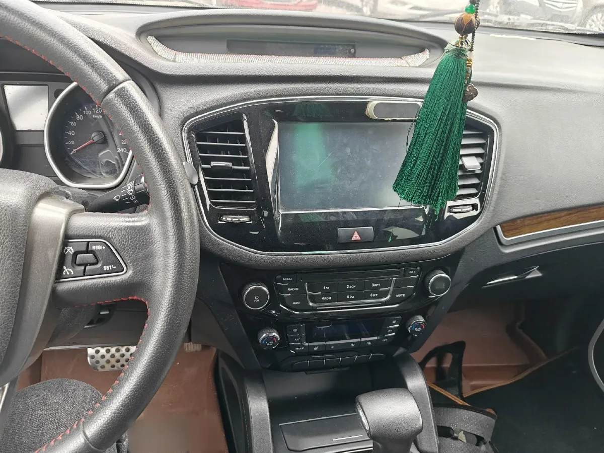 2015 Geely GX7 2.0L 141HP L4 6AT,autocango,china used car exporter,china ev exporter,chinese used car exporter,chinese used ev exporter