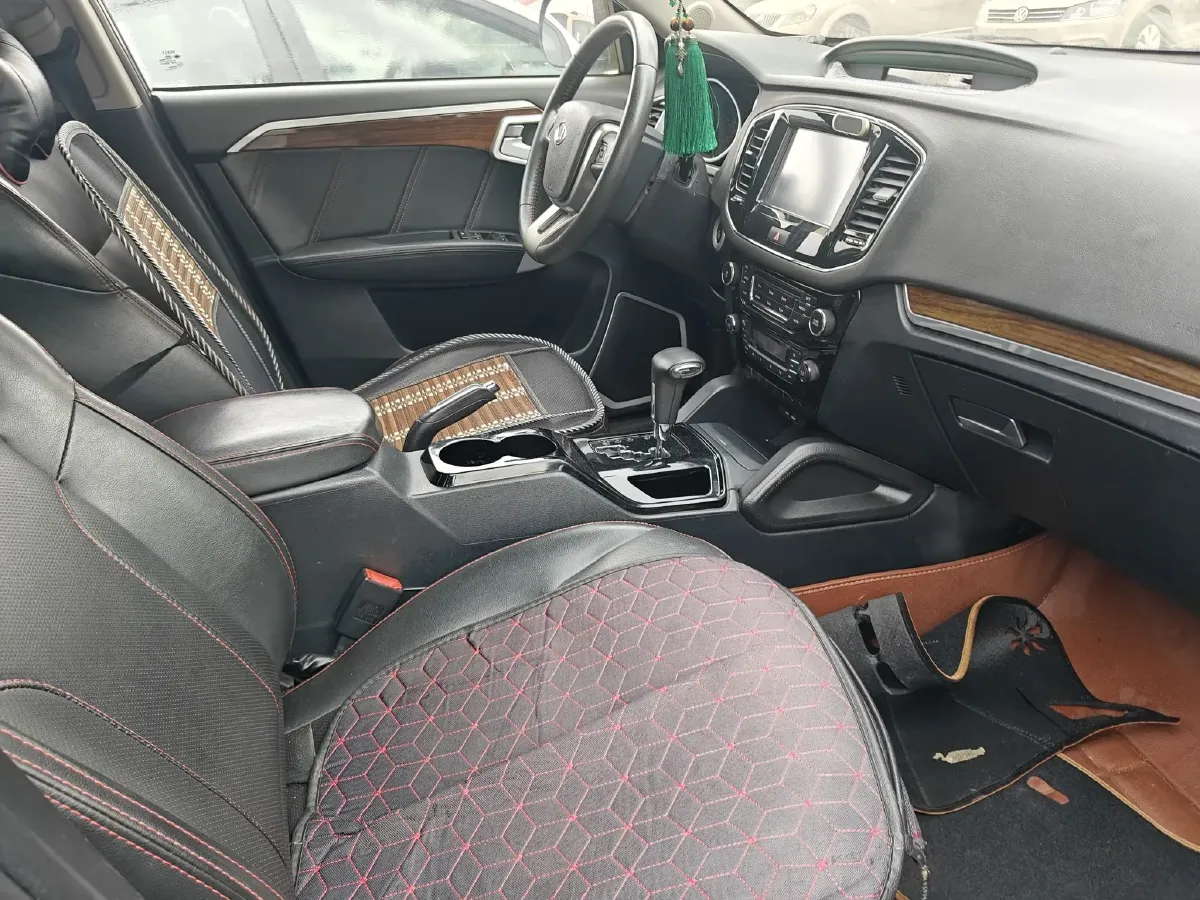 2015 Geely GX7 2.0L 141HP L4 6AT,autocango,china used car exporter,china ev exporter,chinese used car exporter,chinese used ev exporter