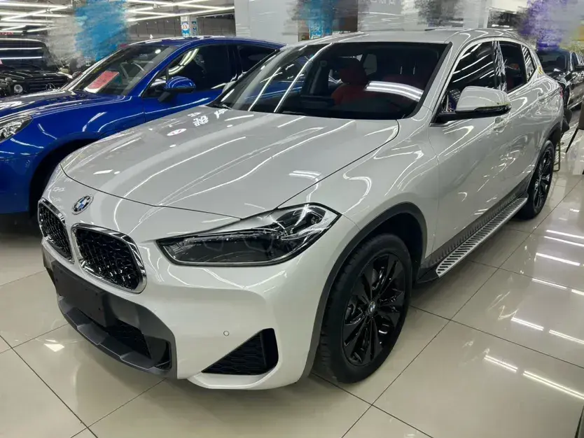 2023 BMW X2 2.0T 178HP L4 7DCT