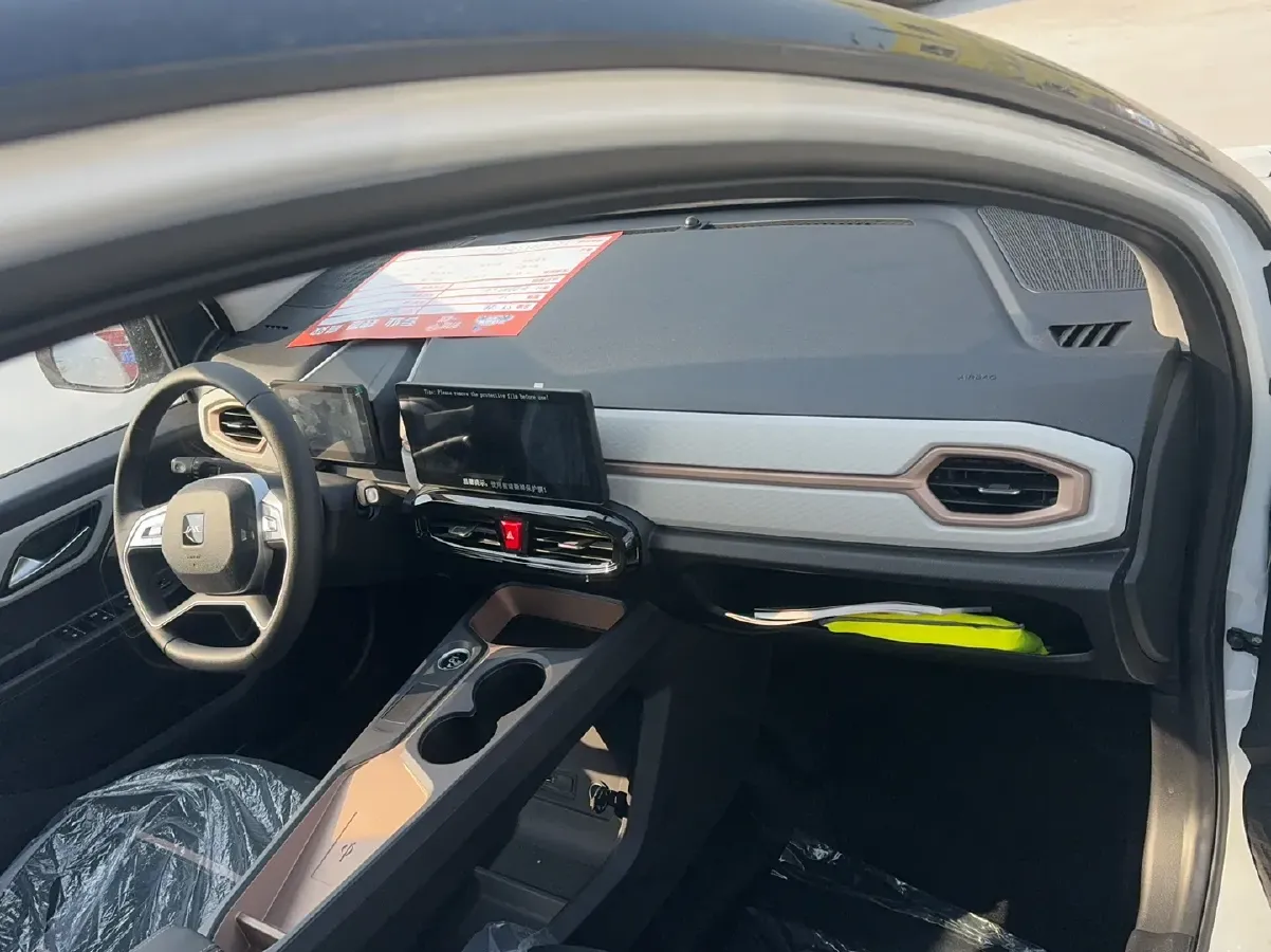 2024 JAC EV HuaXianZi BEV 30.2KWH,autocango,china used car exporter,china ev exporter,chinese used car exporter,chinese used ev exporter