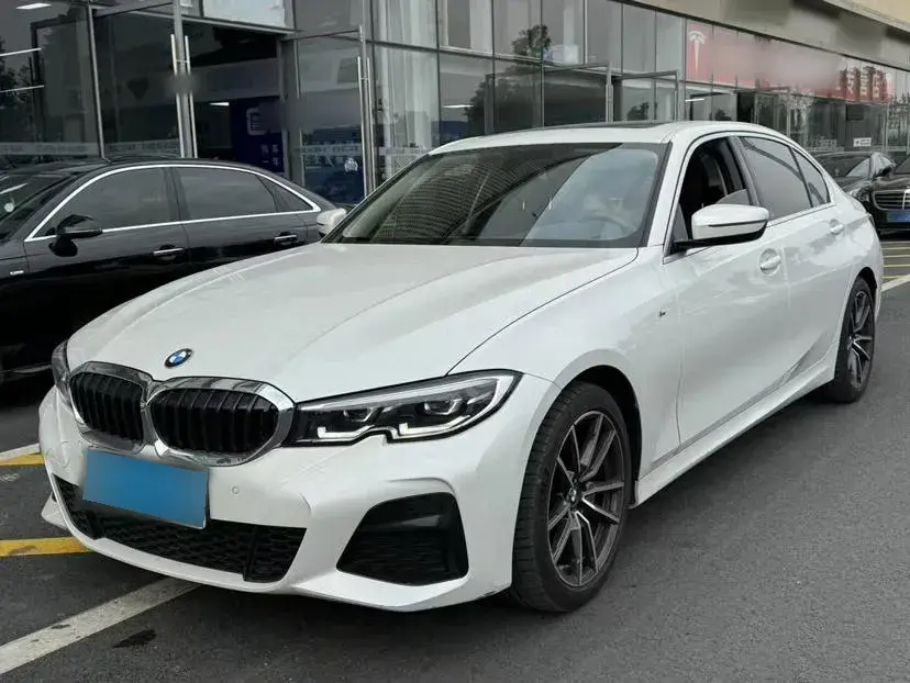 2021 BMW 3 Series 2.0T 156HP L4 8AT