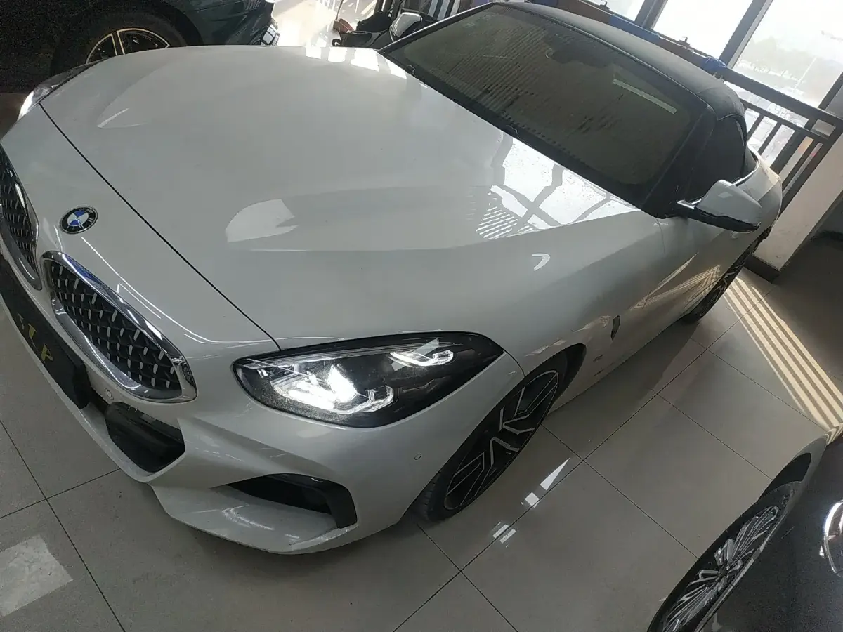 2019 BMW Z4 2.0T 197HP L4 8AT