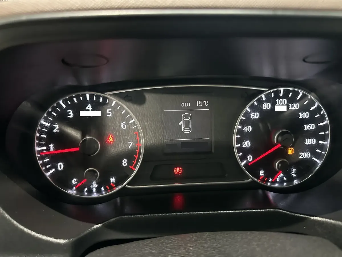 2016 Landwind X5 1.5T 150HP L4 6MT,autocango,china used car exporter,china ev exporter,chinese used car exporter,chinese used ev exporter