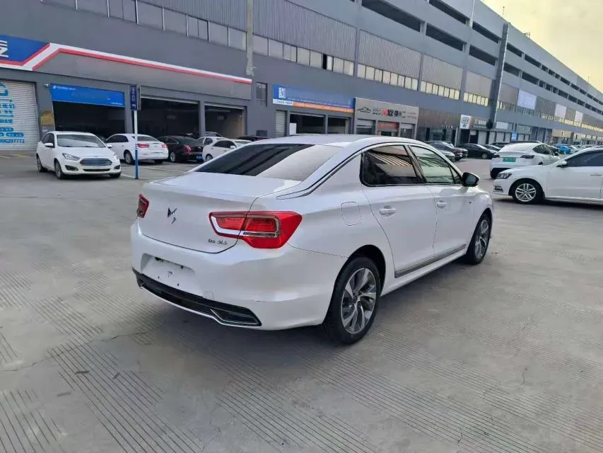 2014 DS 5LS 1.6T 163HP L4 6AT,autocango,china used car exporter,china ev exporter,chinese used car exporter,chinese used ev exporter
