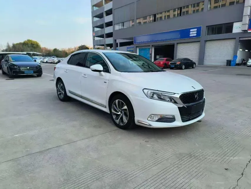 2014 DS 5LS 1.6T 163HP L4 6AT,autocango,china used car exporter,china ev exporter,chinese used car exporter,chinese used ev exporter
