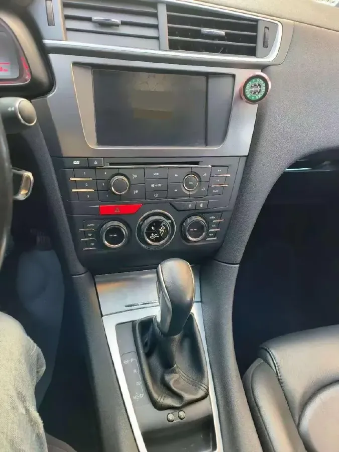 2014 DS 5LS 1.6T 163HP L4 6AT,autocango,china used car exporter,china ev exporter,chinese used car exporter,chinese used ev exporter