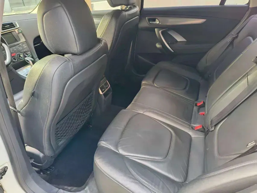 2014 DS 5LS 1.6T 163HP L4 6AT,autocango,china used car exporter,china ev exporter,chinese used car exporter,chinese used ev exporter