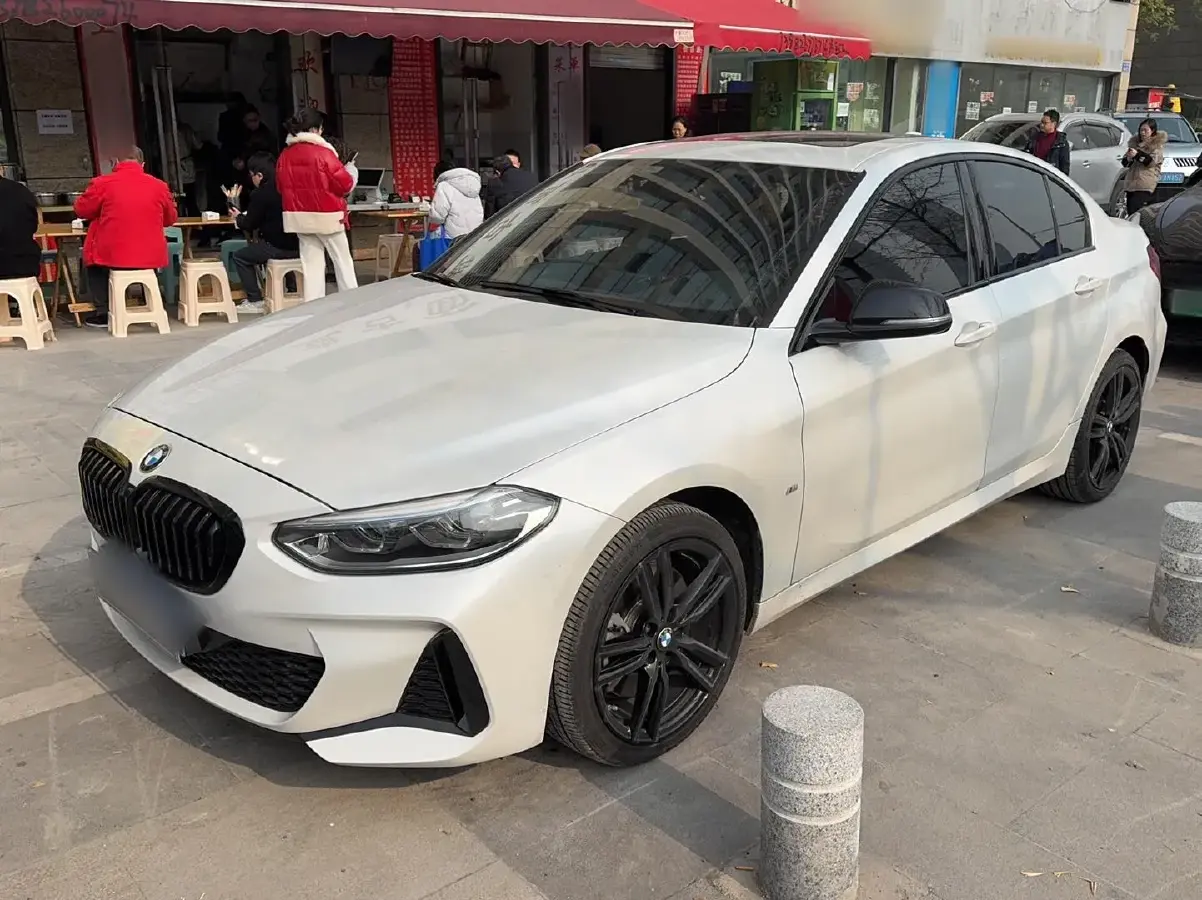 2021 BMW 1 Series 2.0T 192HP L4 7DCT