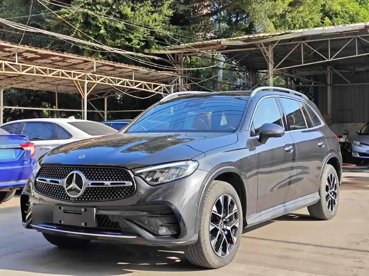 2023 Mercedes-Benz GLC Class 2.0T 204HP L4 9AT