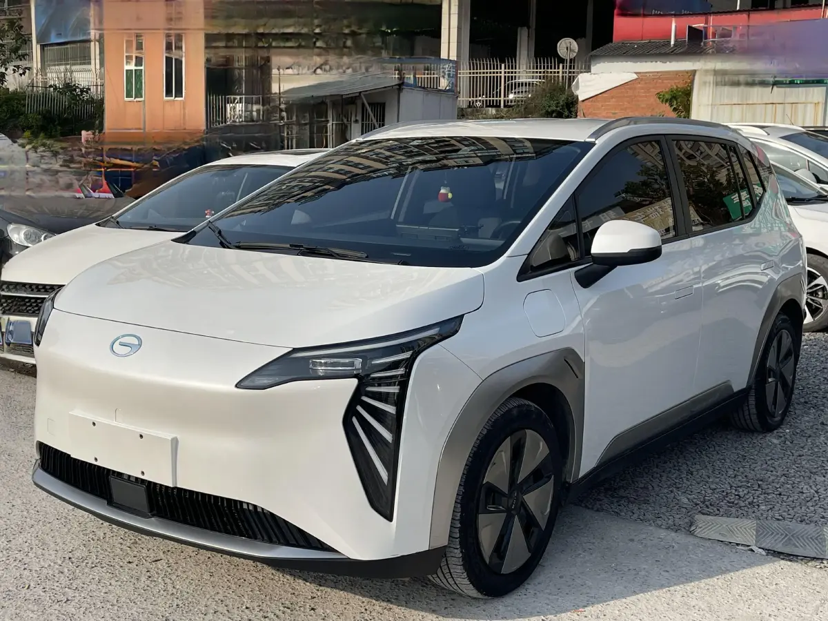 2023 Aion Y BEV 61.7KWH
