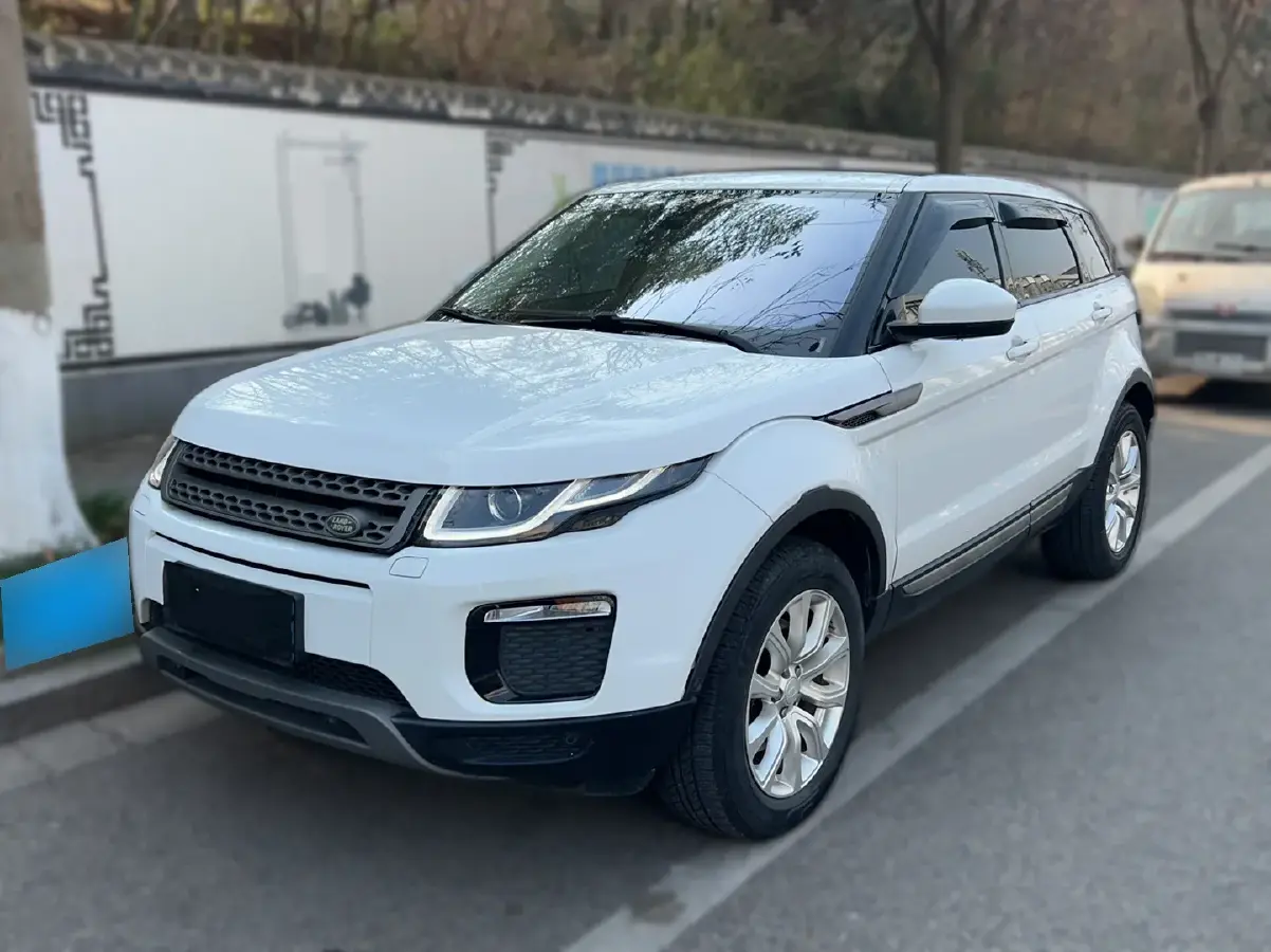 2018 Land Rover Range Rover Evoque 2.0T 241HP L4 9AT