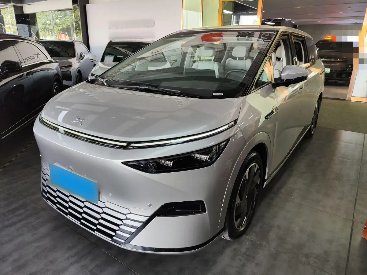 2024 Xpeng X9 BEV 101.5KWH