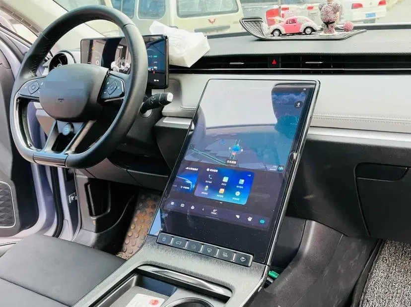 2022 Enovate ME5 Range Extended 98HP REEV 30.6KWH,autocango,china used car exporter,china ev exporter,chinese used car exporter,chinese used ev exporter