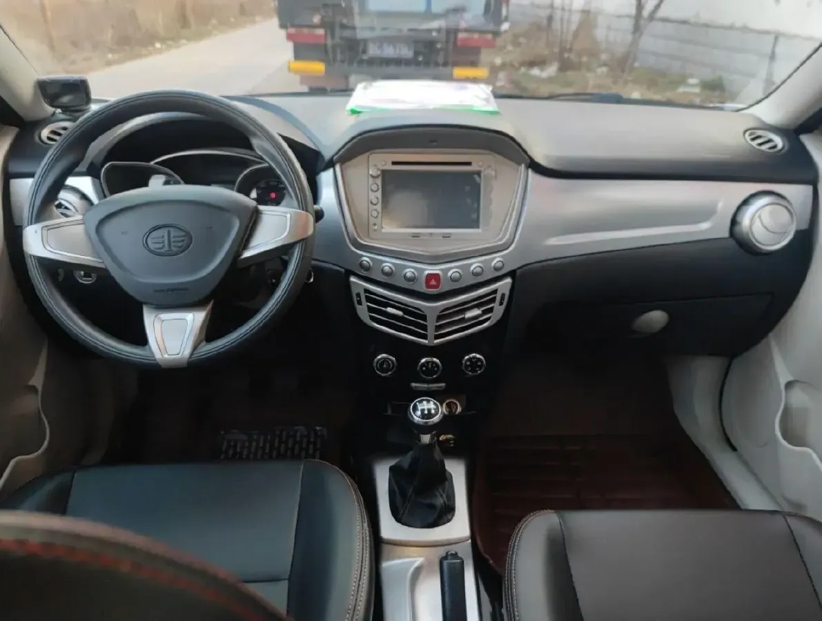 2012 Oley Oley 1.5L 102HP L4 5MT,autocango,china used car exporter,china ev exporter,chinese used car exporter,chinese used ev exporter