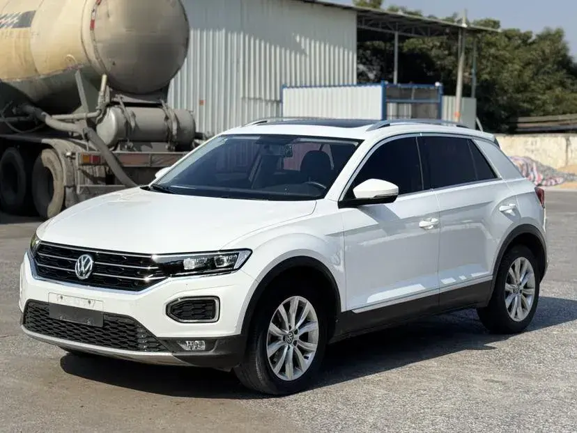 2018 Volkswagen T-Roc 1.4T 131HP L4 7DCT