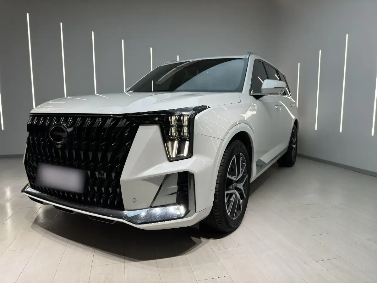 2022 GAC Trumpchi GS8 2.0T 190HP L4 E-CVT Hybrid