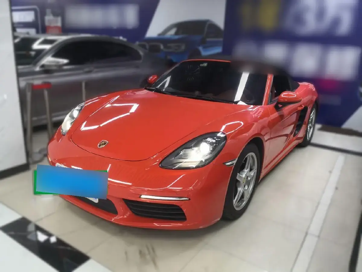 2016 Porsche 718 2.0T 250HP H4 7DCT