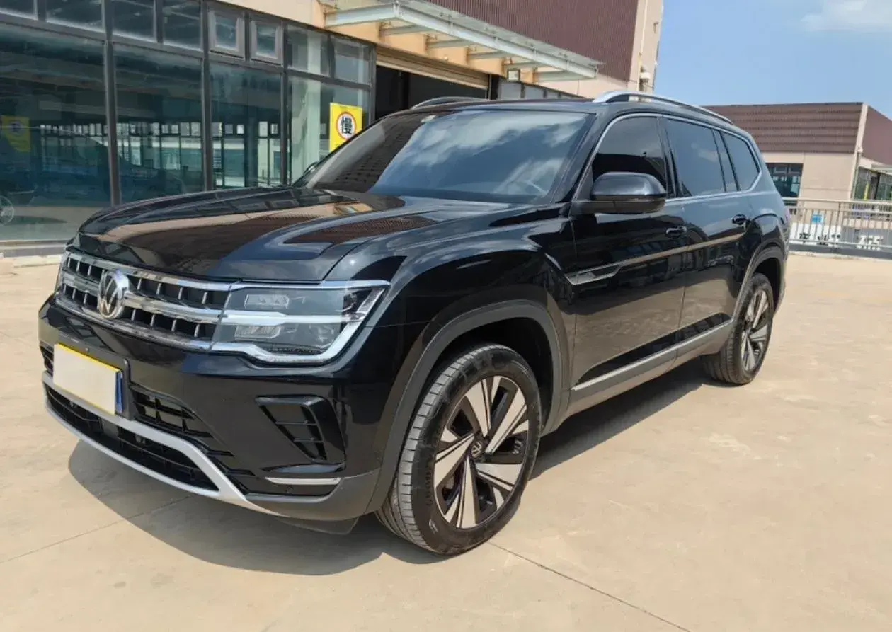 2023 Volkswagen Teramont 2.0T 220HP L4 7DCT