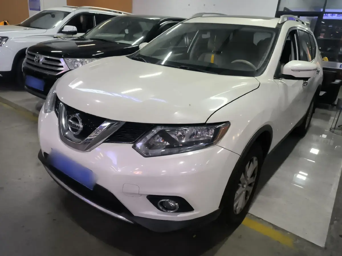 2014 Nissan X-Trail 2.0L 150HP L4 CVT