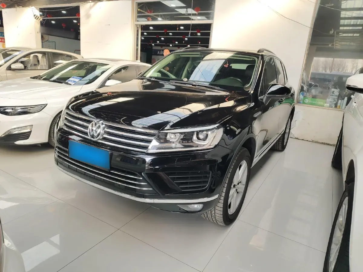 2017 Volkswagen Touareg 3.0T 320HP V6 8AT
