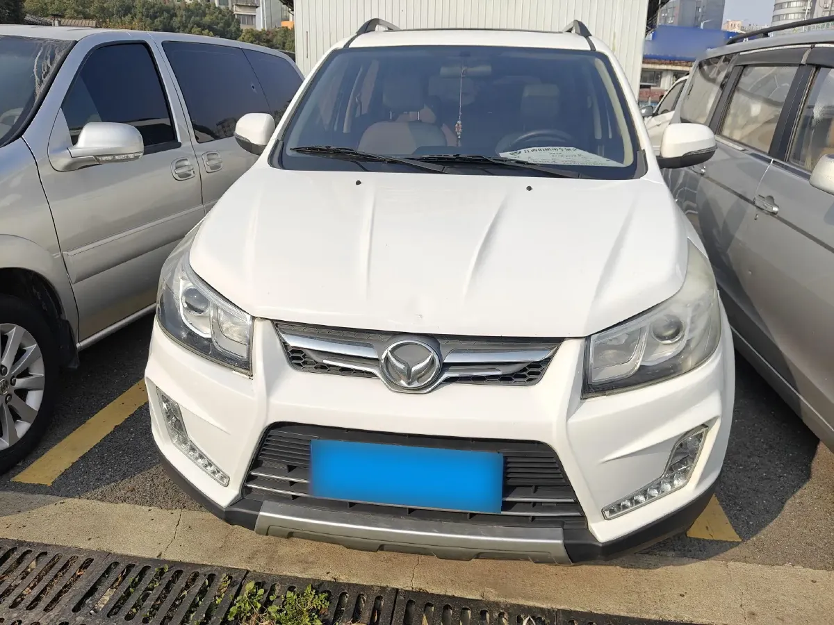 2017 BAIC Hyosow S3 1.5L 113HP L4 5MT,autocango,china used car exporter,china ev exporter,chinese used car exporter,chinese used ev exporter
