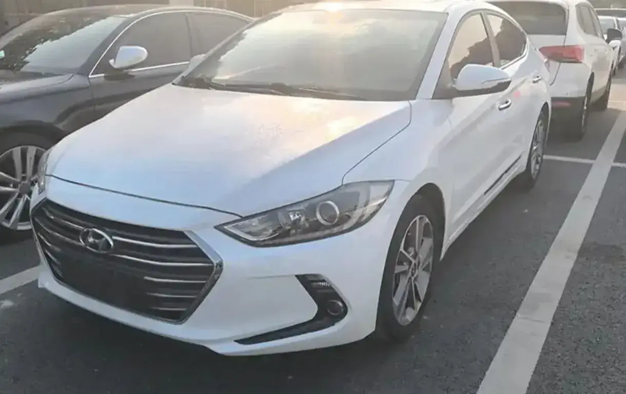 2016 Hyundai Elantra 1.6L 130HP L4 6AT