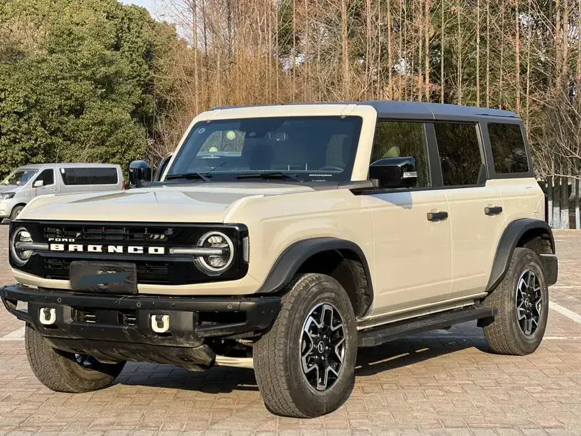 2024 Ford Bronco 2.3T 275HP L4 10AT