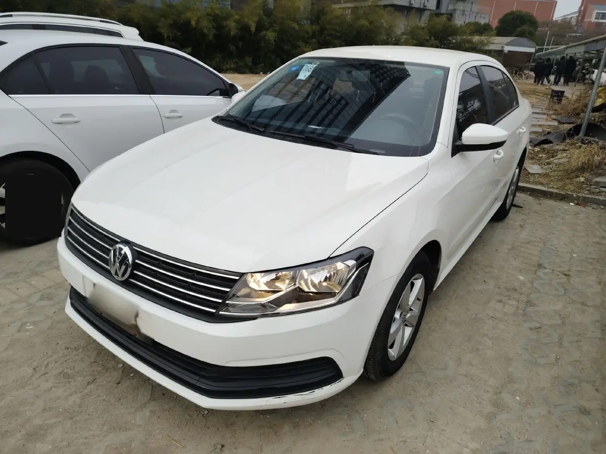 2015 Volkswagen Lavida 1.6L 110HP L4 6AT