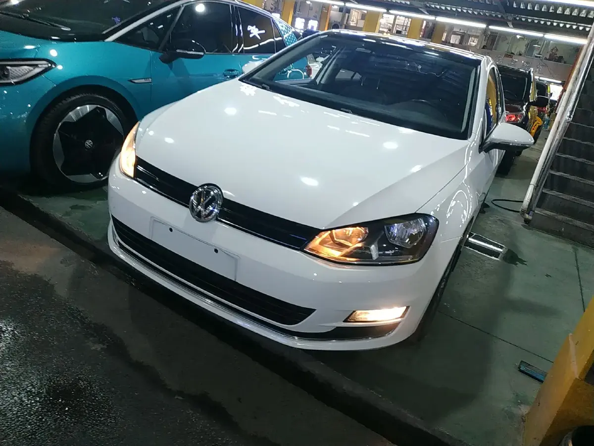 2016 Volkswagen Golf 1.4T 131HP L4 7DCT