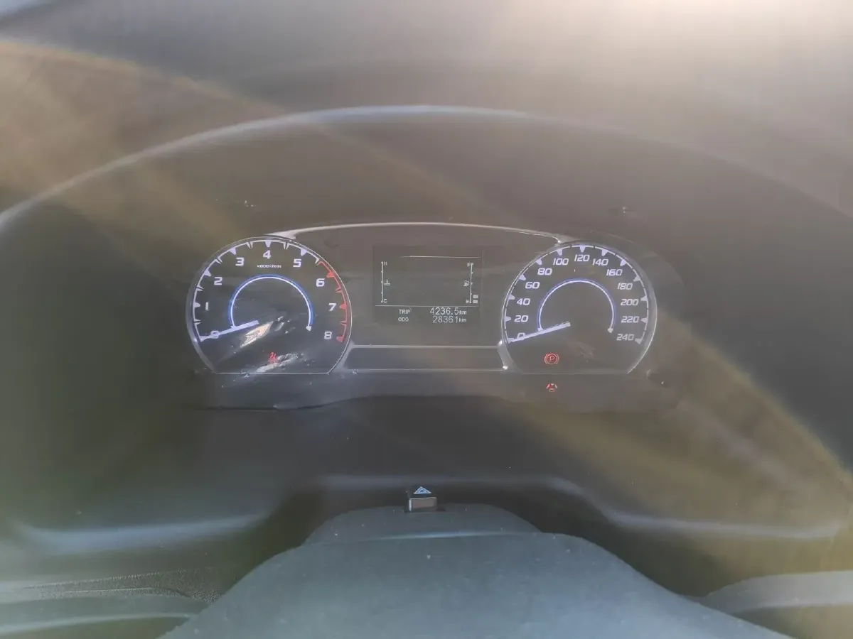 2021 JMC TeShun 2.8T 122HP L4 5MT,autocango,china used car exporter,china ev exporter,chinese used car exporter,chinese used ev exporter