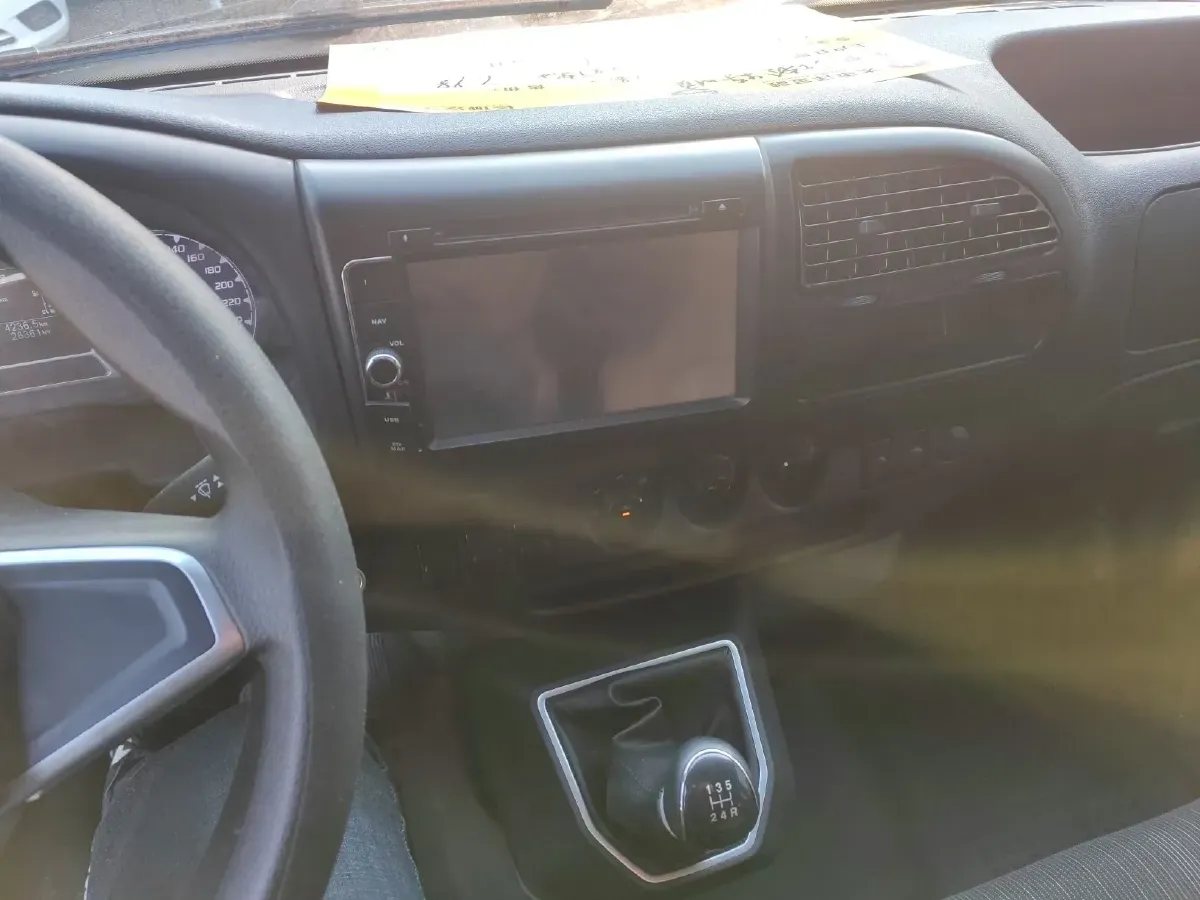 2021 JMC TeShun 2.8T 122HP L4 5MT,autocango,china used car exporter,china ev exporter,chinese used car exporter,chinese used ev exporter