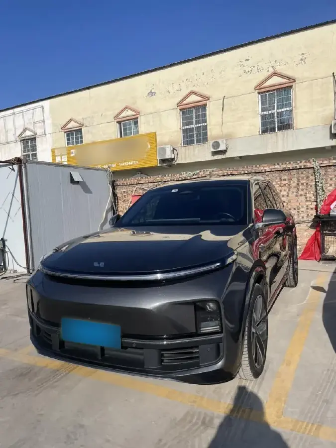 2023 Li L8 Range Extended 154HP REEV 40.9KWH