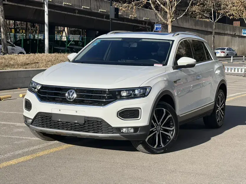 2020 Volkswagen T-Roc 1.4T 150HP L4 7DCT