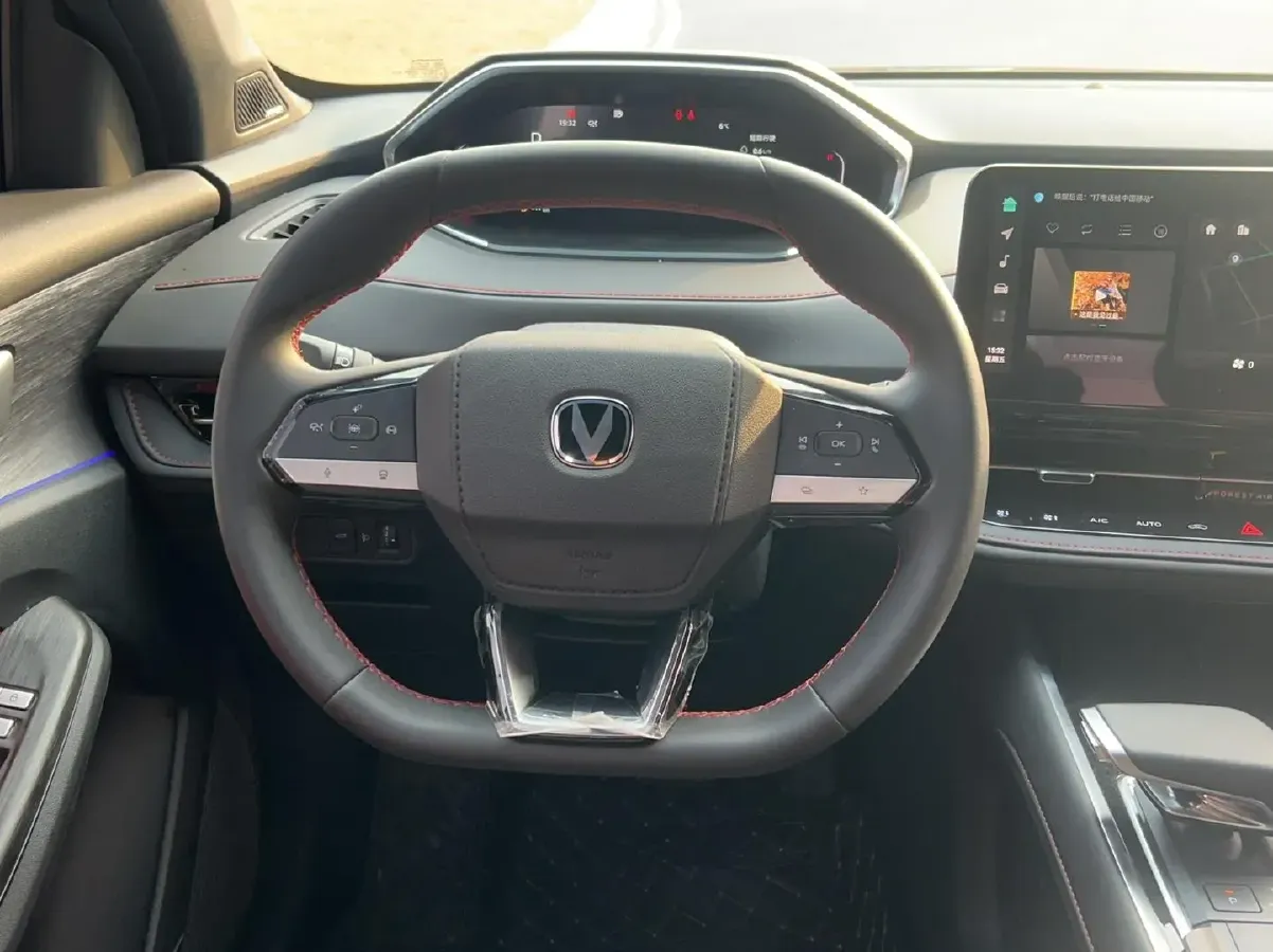 2024 ChangAn CS55 Plus 1.5T 188HP L4 7DCT,autocango,china used car exporter,china ev exporter,chinese used car exporter,chinese used ev exporter